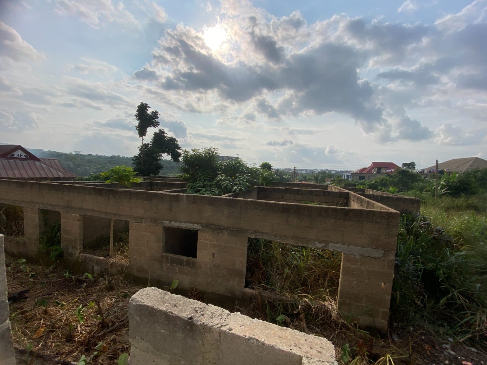 Uncompleted 4-Bedroom House at Adubinsu